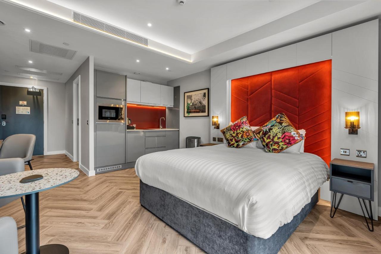 Roomzzz Edynburg Zewnętrze zdjęcie