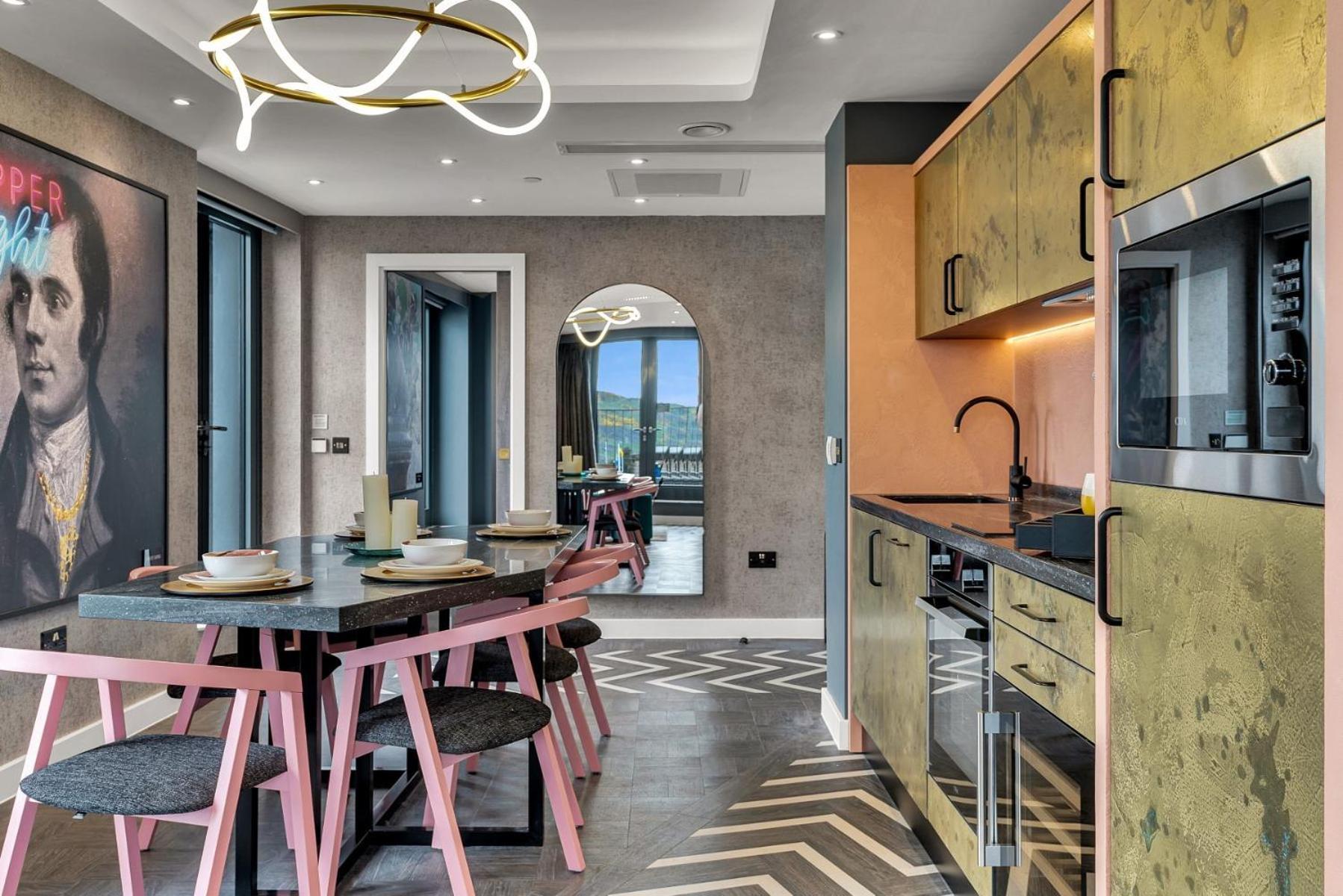 Roomzzz Edynburg Zewnętrze zdjęcie