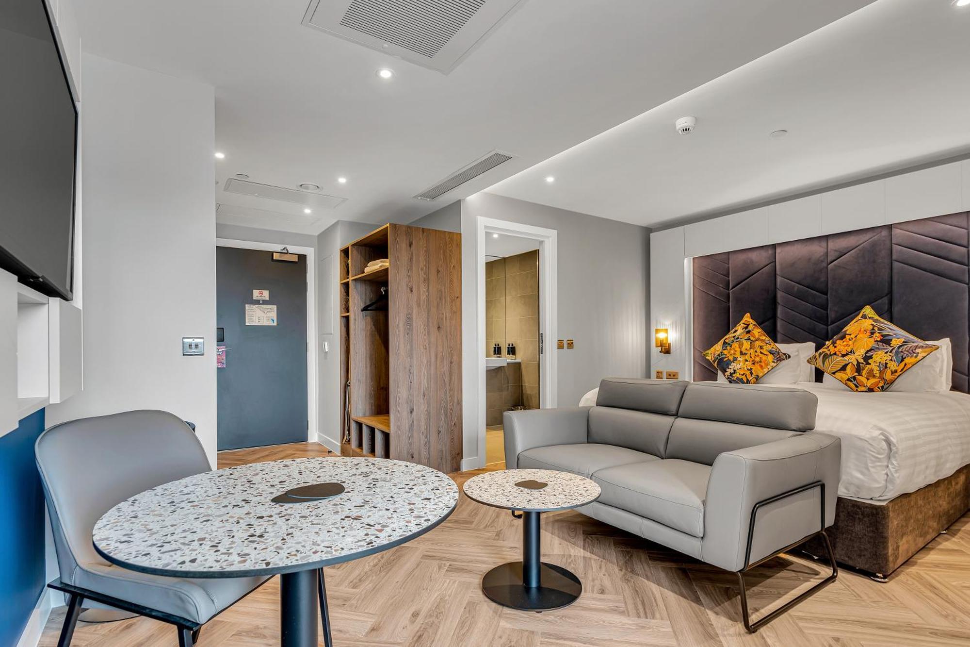 Roomzzz Edynburg Zewnętrze zdjęcie