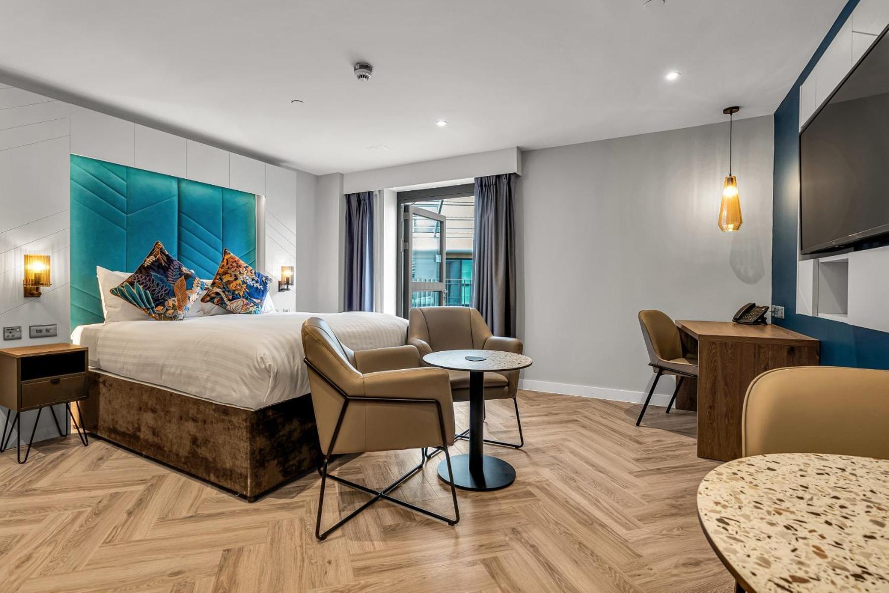 Roomzzz Edynburg Zewnętrze zdjęcie